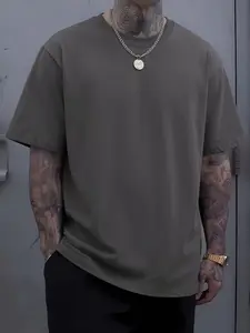 Men's Black Textured Oversized Short-Sleeve T-Shirt for Minimalist Casual Style