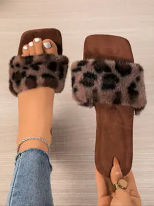 Vintage Leopard Plush Soft Slippers for Women, Summer Slippers, Classic Casual Textile One-Layer Slipper, Less Than Ankle Height, Plain Pattern, Rubber Sole Material, Footwear