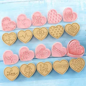 Heart Valentine's Day Cookie Mold, Love Biscuit Cutting Tool, Baking Mould, Perfect for DIY Cookies & Treats, Ideal Gift for Bakers