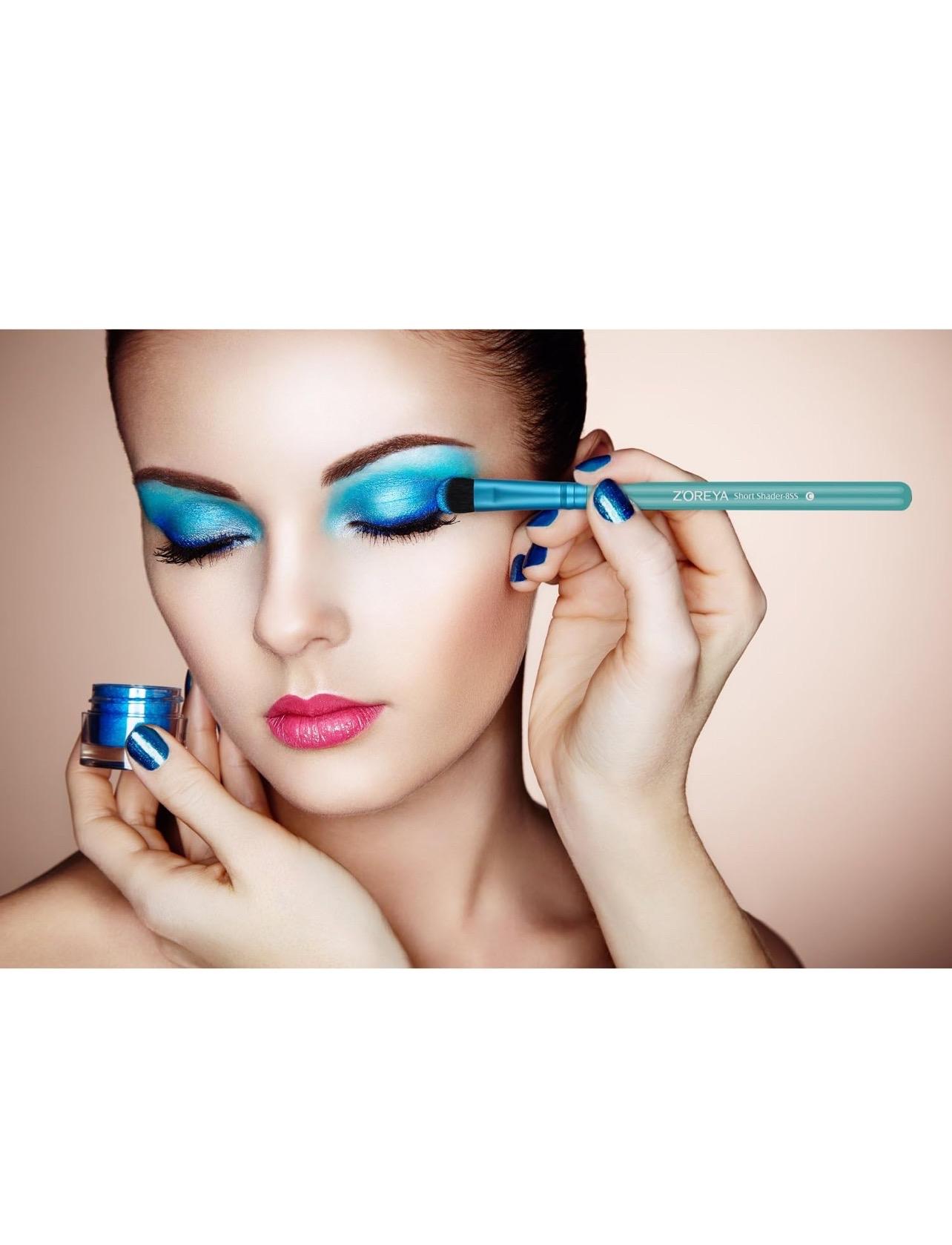 Juego de brochas para maquillaje, 7 brochas profesionales para maquillaje con fibra sintética de alta calidad y estuche de lujo  , Azul