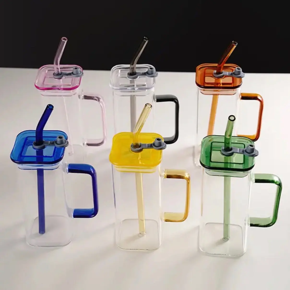 Square Glass Cups with Lids and Straws Coffee Cups