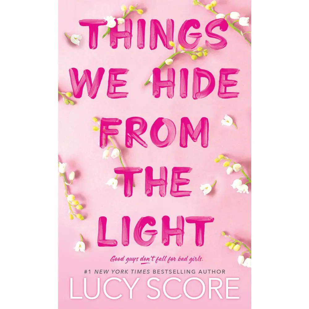 USED Book - Things We Hide from the Light by Score, Lucy (Paperback) - english