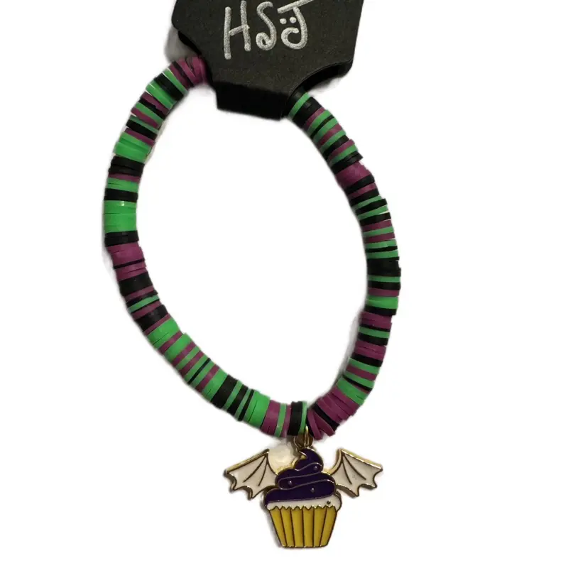 Cupcake Bat Halloween Bracelet - Colorful Beaded Design with cupcake  Bat Charm, Perfect for Halloween Celebrations