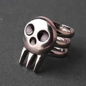 2pcs Anime Soul Eater Skull Logo Necklace Death the Kid Skull Cosplay Props Metal Pendant Necklace for Women Men Keyring Jewelry