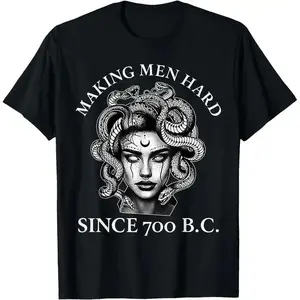 🐍✨[100% cotton][Graphic T-shirt]Making Men Hard Since 700 B.C Funny Medusa Mythology T-Shirt – Ancient Greek Graphic Tee, Feminist Humor Shirt, Soft Cotton Unisex Casual Tee, Crew Neck Streetwear Top, Mythology Quote Novelty Shirt, Gift for Men & Women