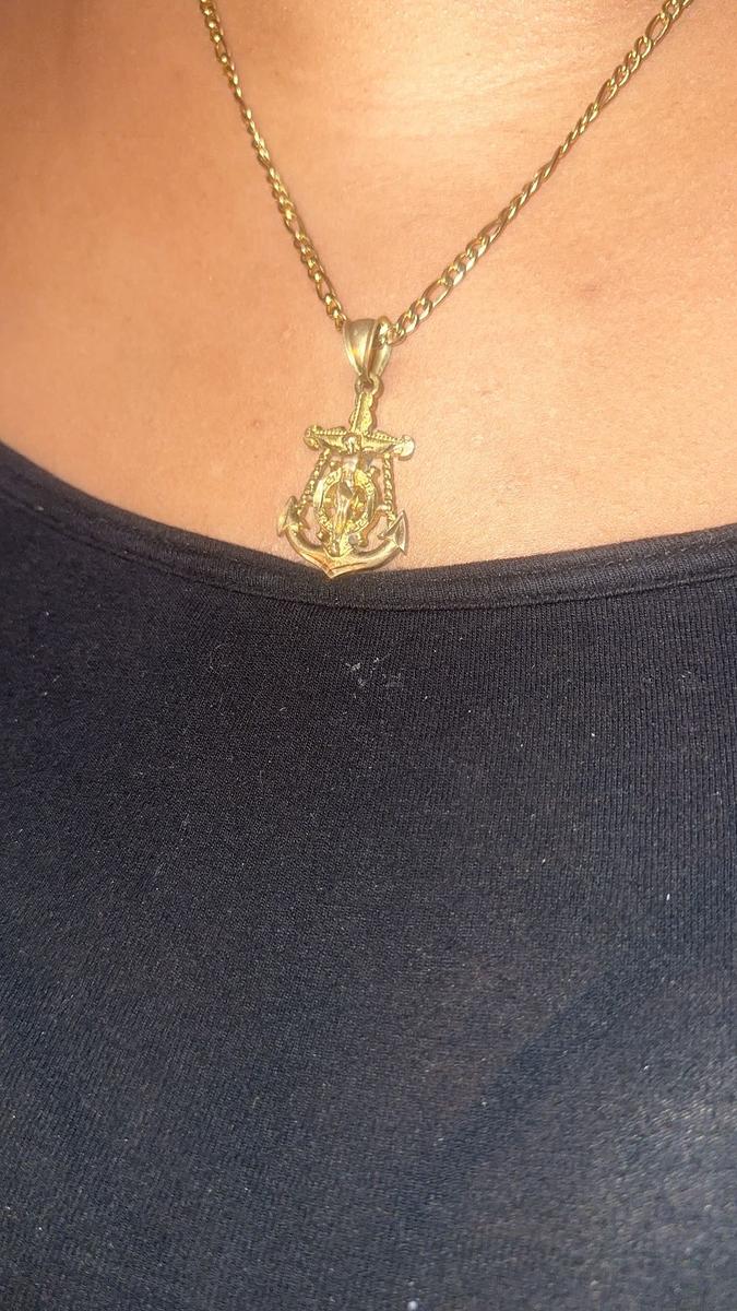 Item: PENDANT & 20" CHAIN