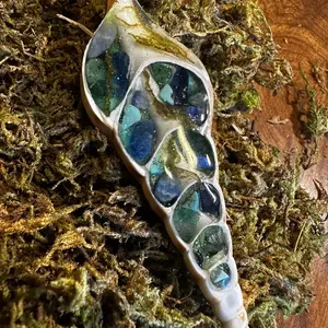 Hand Crafted Center Cut Intention Shell