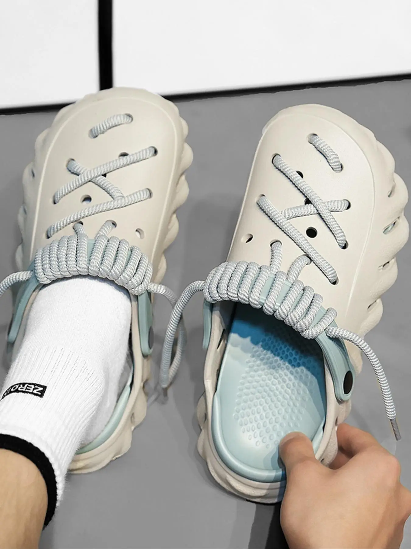 Unisex's Minimalist Plain Color Lace-tied Clogs, Casual Comfortable Breathable Clogs Flat Slippers, Fashionable Clogs for Indoor & Outdoor Wear, Uniqu