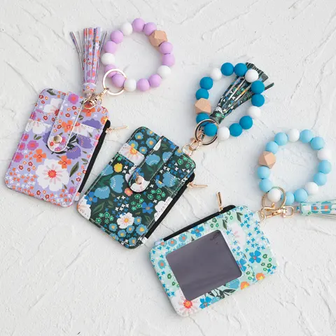 Boho Chic Beaded Keychain for Women, Bag Accessory with Floral Tassel & ID Card Holder, Women's Accessories, Ideal Gift, Accessories For Women, Keychains For Women
