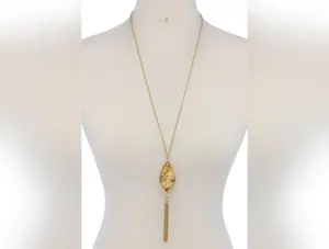 Acetate Moroccan Shape Chain Tassel Pendant Necklace