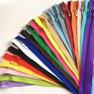 5Pcs 20Cm Nylon Coil Zippers Suitable For Clothing (20 Colors)