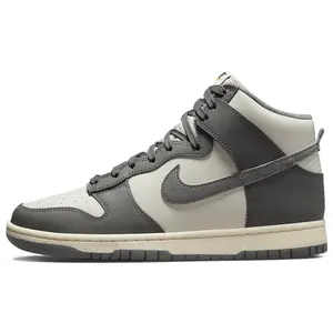 nike Nike Dunk High Retro SE Vintage Oxidized High-Top Sneakers for Men in Light Bone  two  tone