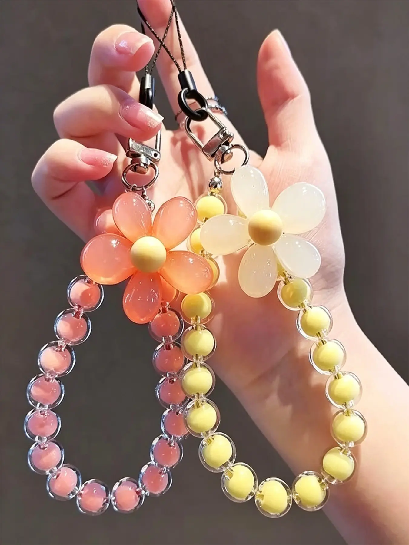 Fashion Charms Sunflower Floral Mobile Phone Chain, Phone Lanyard, Anti-Lost Rope, Car Keychain, Beaded Pendant, Purse Backpack Pendant, Daily Use, Phone Accessories