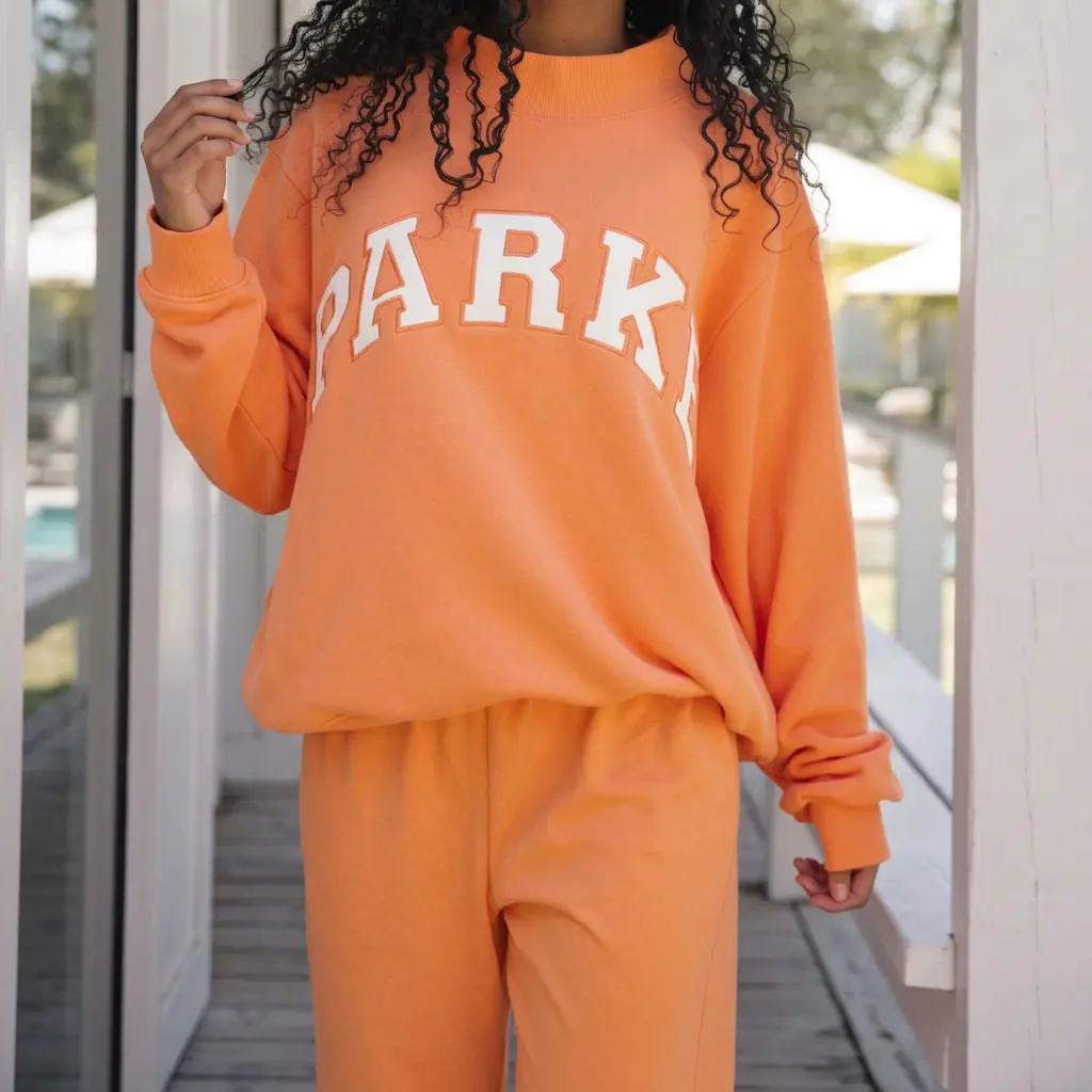 PARKE Letter‑Embroidered Crewneck Sweatshirt, Loose Fit Ribbed Detail Pullover Long‑Sleeve Casual Top for Autumn Winter