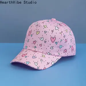 A Baseball Cap with a Heart Pattern, Stylish And Versatile for Casual Sun Protection, Suitable for Girls' Daily Outfits And Outdoor Activities, Making It a Great Gift for Birthdays And Holidays