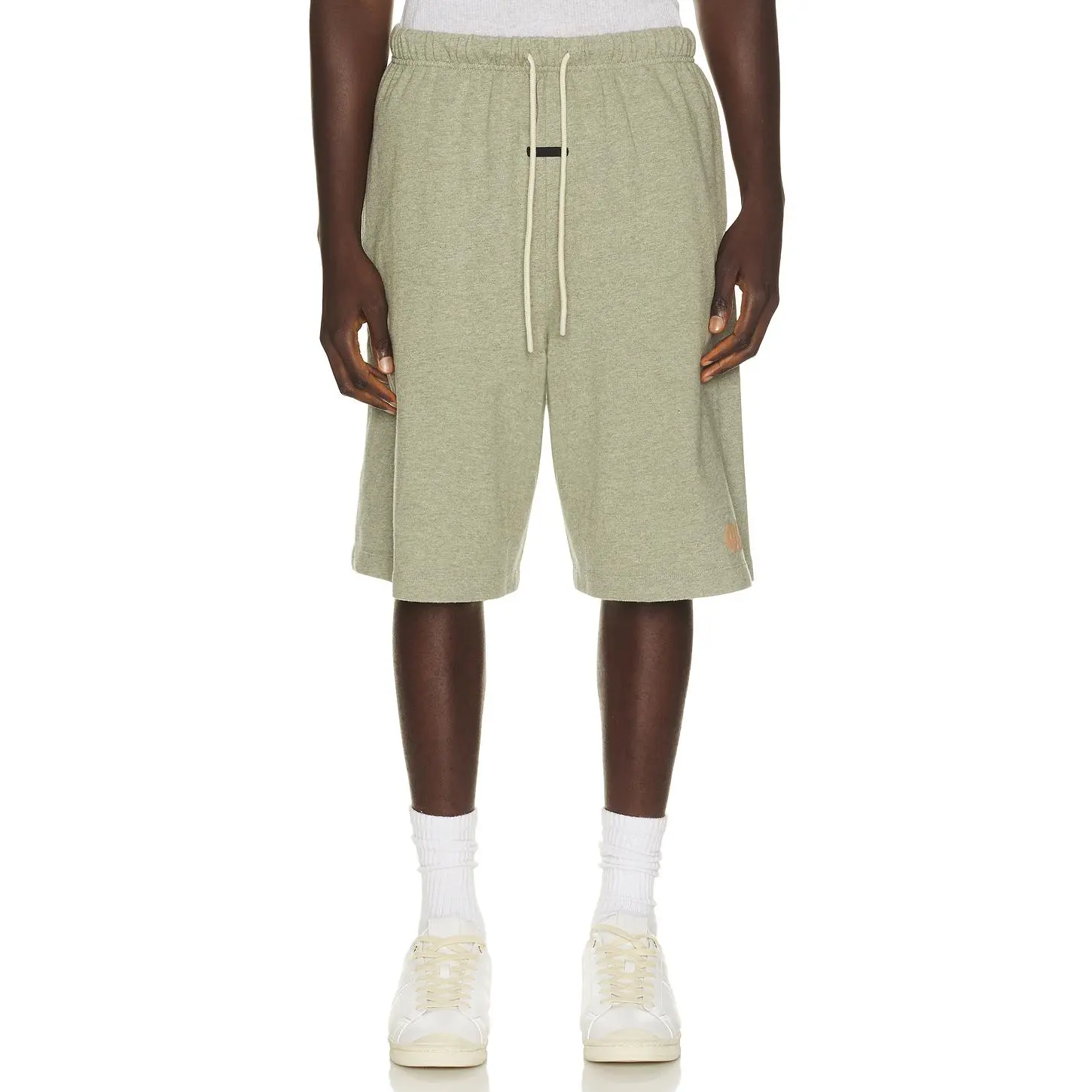 Fear of God ESSENTIALS 90's Short in Washed Seal Heather