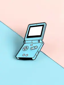 Retro Vintage Game Console Design Brooch, Cute Game Console Enamel Pin, Fashion Accessories for Women & Men, Trendy All-match & Exquisite Brooch for Birthday Gift