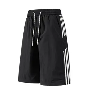 Unisex solid-color shorts, Bermuda shorts, athletic casual shorts with belt and pockets, breathable summer casual wear for men; shorts, new summer collection released, model 8LKN511