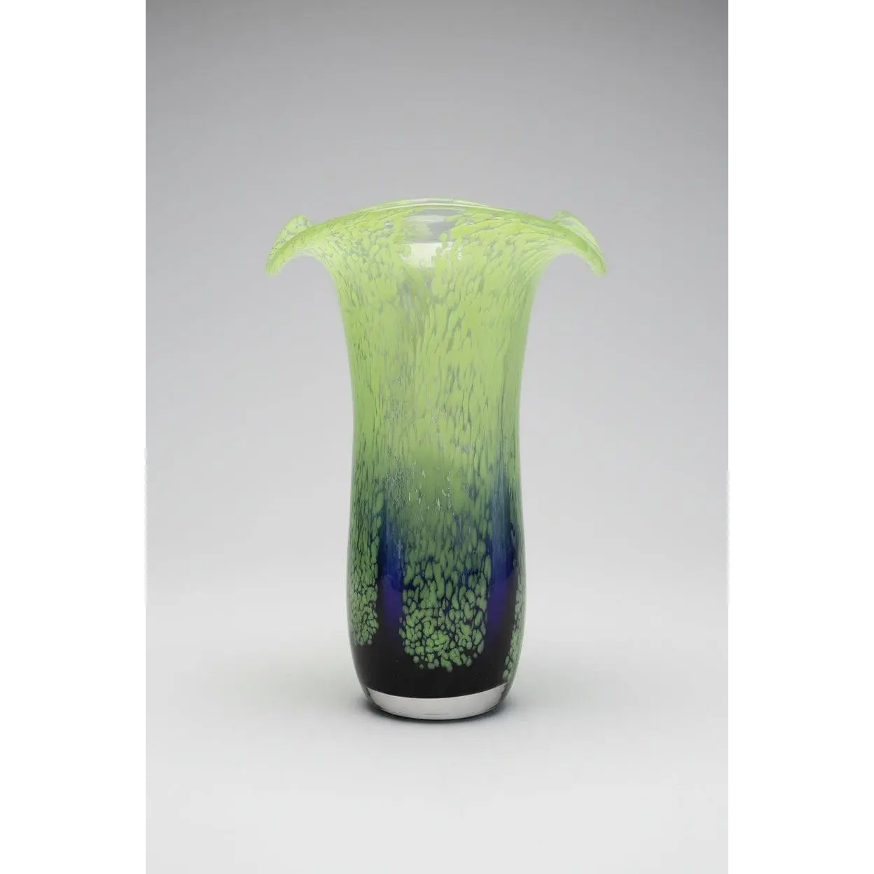 Vintage Teleflora Art Glass Vase - 7.75-8 in Tall, 5.5 in Wide Waterfall Flared Rim, Chartreuse Green with Purple Confetti Spatter, Retro Decorative Jack-in-the-Pulpit Home Decor Accessory