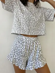 Women's Leopard Print Drop Shoulder Tee & Shorts Pyjama Set, Casual Comfy Round Neck Short Sleeve T-shirt & Elastic Waist Shorts Pj Set, Summer Outfits 2026，Soft & Breathable Lightweight Fabric，Loungewear For Daily Wear，Fashion Outing, Nightwear