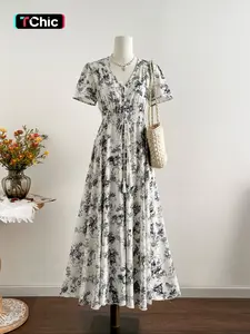 Women's Bohemian Chic Style Dress, Short Sleeve V Neck Design, Swiss Dot Ruffle Layered Long Skirt, Fitted Slimming Cocktail Dress for Summer Fashion