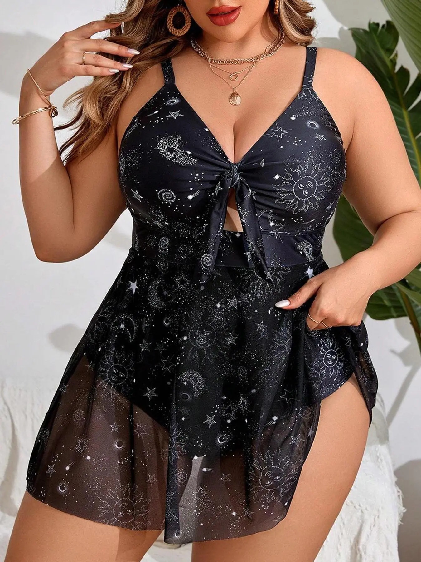 Plus Size All Over Print One-piece Swimsuit, Skirted Bathing Suit, Comfy Sleeveless Tie Front Swimwear for Beach Holiday Vacation, Women's Swimsuit for All Seasons, V Neck Swimdress, Swimdress Bathing Suits, Swimdress Swimsuits
