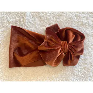 sienna velvet bow