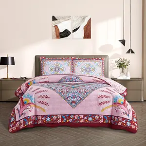 3-Piece Reversible Quilted Bedding Set,bed cover bedspread， Patchwork Floral Pattern, Soft Microfiber Blanket, Pillowcase, Suitable for Twin/queen Size