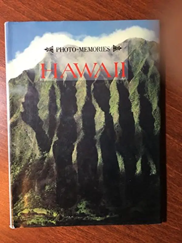 Used Hardcover Book - Hawaii (Photo Memories) by Ann-Louise Lipton - English, 1.67 lbs, for Applying Math Skills, Enhancing Writing Skills, Learning About Business and Resources