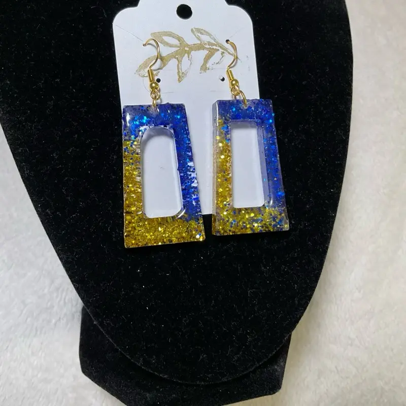 Gold and Blue Diagonal