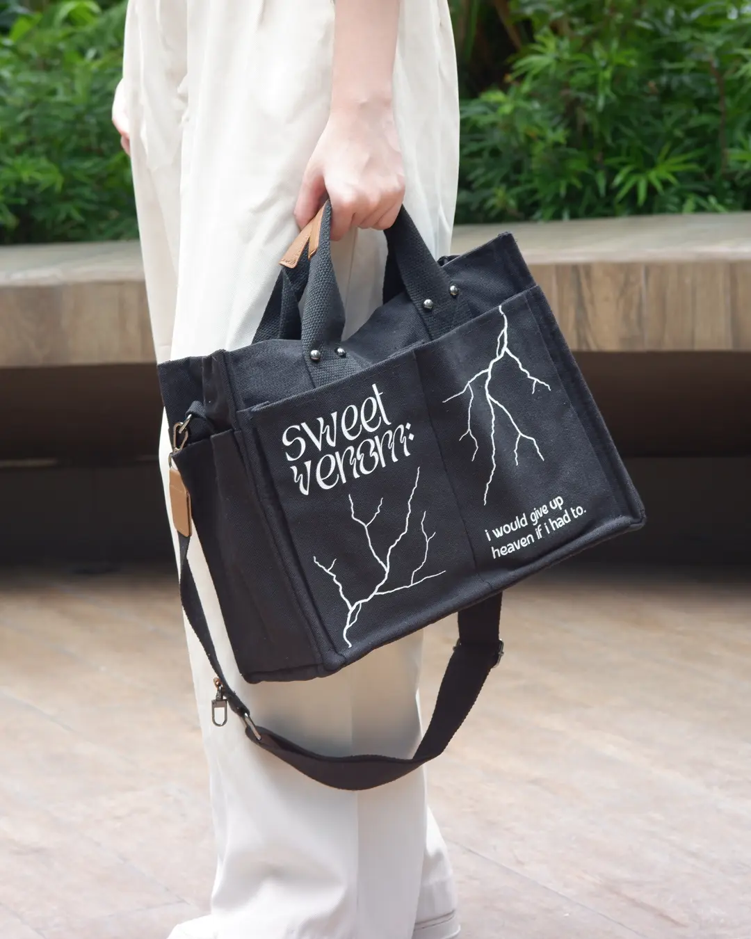 Kpop All Around Canvas Tote, Adjustable Strap, Multi-Compartment, Casual Large Capacity Crossbody Tote, Large Canvas Tote with Multiple Pockets Stylish Versatile Bag
