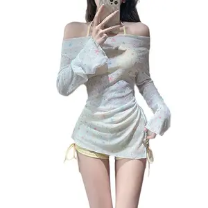 Women's three-piece swimsuit set, long-sleeved for sun protection, with a fresh star print, sweet and charming, suitable for beach wear