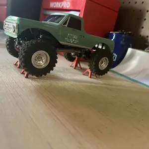 1:18/1:24 Lifting Jack (4PCS) RC Car Decorations