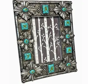 Resin Metal Concho & Turquoise Stones 6” X 4” Picture Frame Resin Metal Concho & Turquoise Stones 6” X 4” Picture Frame