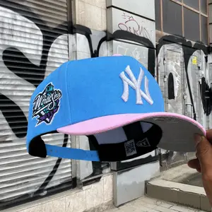 New Era New York Yankees 1999 World Series Sky Blue Pink 9FORTY Brim Baseball Cap – Adjustable Snapback Hat With Grey NY Embroidery, Premium Streetwear Sports MLB Hat For Men Women
