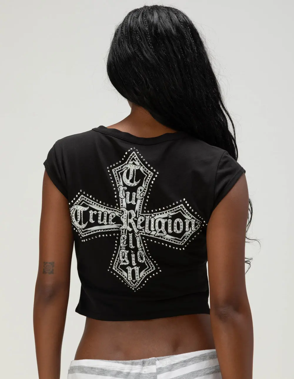 TRUE RELIGION Crystal Logo Crest Womens Notch Crop Baby Tee