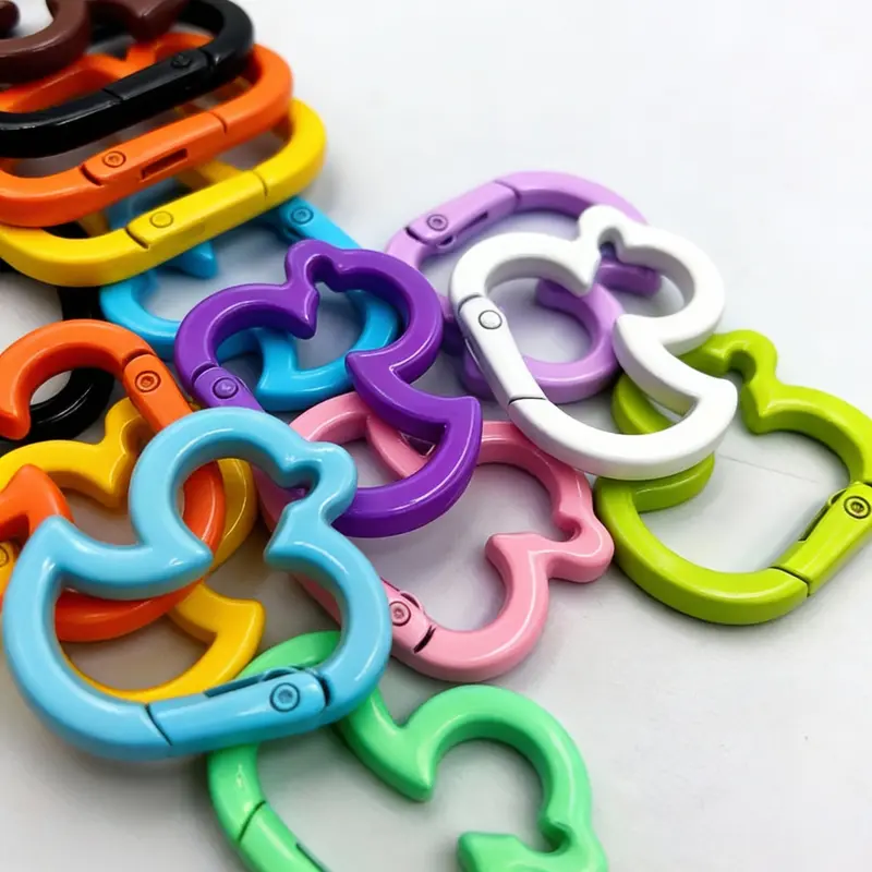 Random Color Mini Carabiner Clip Keychain, 2025 New Style Multifunctional Keychain with Spring Hook, Fashion Accessories for Women & Men