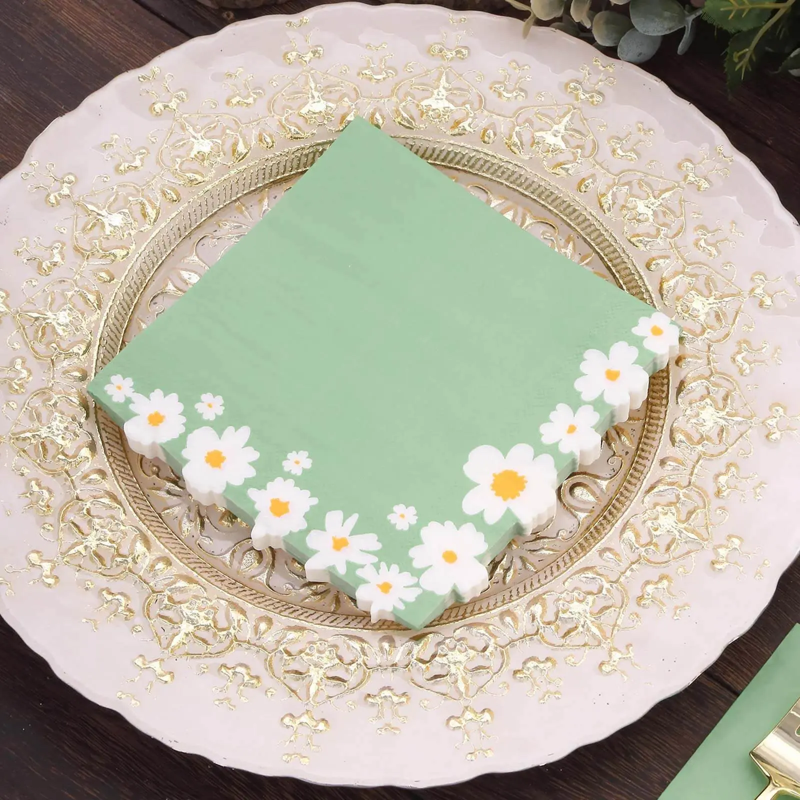 20-Pack Disposable Paper Beverage Napkins, Sage Green Daisy Flower Design, 2-Ply Soft 18GSM Floral Wedding Tableware, 6.5"x6.5"