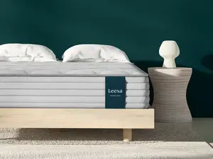 Leesa Studio Chill Hybrid: Exclusive Cool Sleep Awaits!