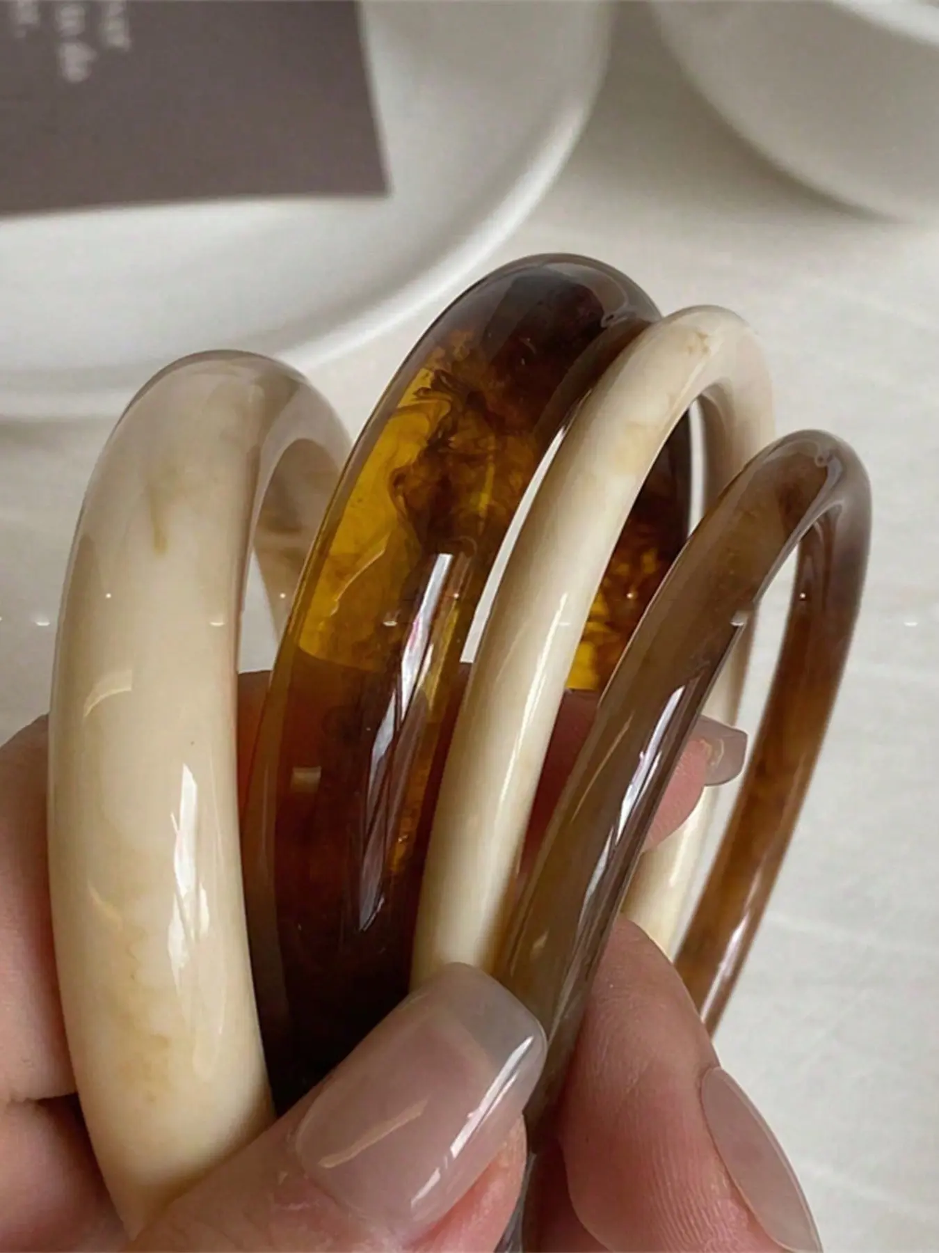 Elegant Vintage Acrylic Round Bracelets for Women, Set of 4, Fashionable Simple Design, Perfect for Casual Wear & Occasions, Stackable Bracelets, Pretty Bracelet, Matching Bracelet, Bracelet Jewelry