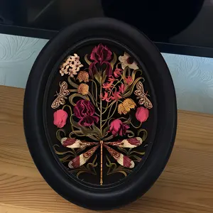 Vintage Dark Luxury Dried Flower Insect Decorative Painting, Oval Frame, Unique Atmosphere Home Wall Art, Perfect for Room Decoration