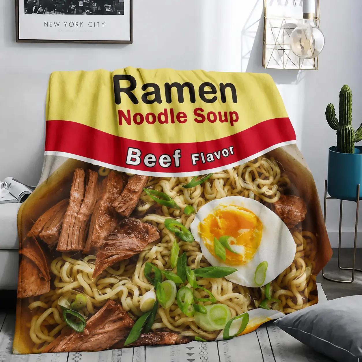 JOOCAR Instant Ramen Noodle Soup Beef Flavor Throw Blanket Fuzzy Plush Fleece Funny Food Blankets Soft Cozy Microfiber Flannel Travel Blanket Soft comforter sets throw Blanket for Couch Bed All Season Home Decor