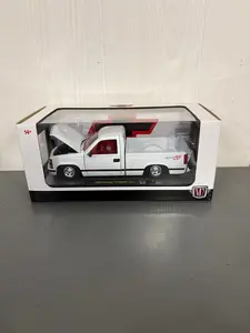 M2 1993 Chevrolet SS 454 Diecast white