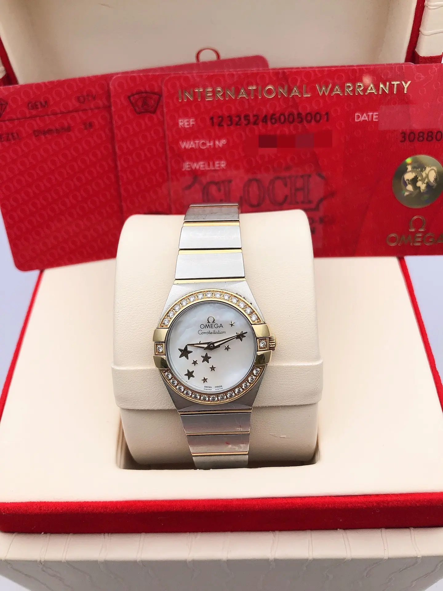 Omega quartz watch, Zodiac series, 18K gold mother-of-pearl dial, original diamond（watch）