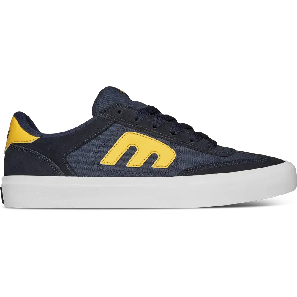 etnies Locut Vulc Navy/Yellow Men's Suede Skate Shoes - Low Top Vulcanized Skateboarding Shoes with HIT Grip Outsole, Triple-Stitched Toe Cap & Elastic Tongue Straps, Unisex, Hit Grip Sole, Low Top Lace, Skateboard Wear, Suede Upper