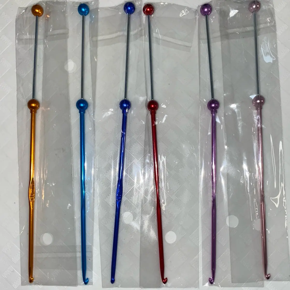 Beadable Crochet Hook 3mm Random Color 1Pc