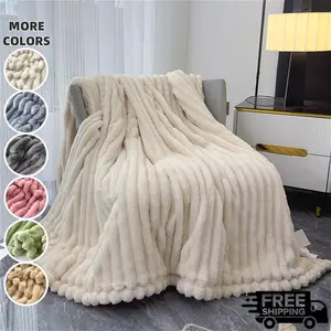 Solid Color Double Sided Plush Blanket, Queen/King Size 1/2 Counts Soft Warm Throw Blanket, Air-conditioned Room Blanket, Multifunctional Blanket for Home Office Camping Car Travel, Valentine's Day, gift for her