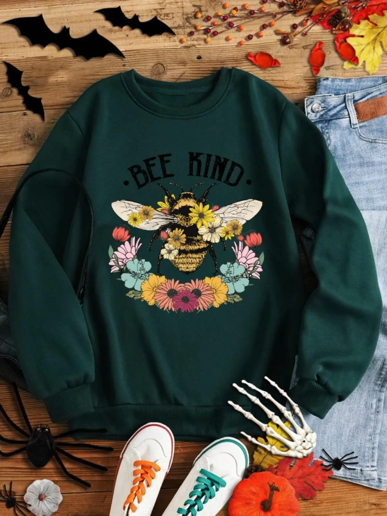 Women's Cartoon Bee & Floral Print Drop Shoulder Sweatshirt, Casual Long Sleeve Round Neck Pullover for Daily Wear, Ladies Fall & Winter Clothes