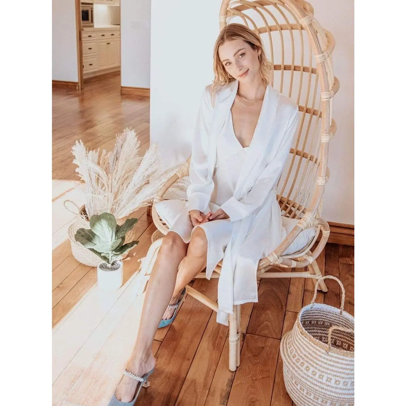 The Aphrodite Robe — Bridal Silk Robe in 100% Mulberry Silk