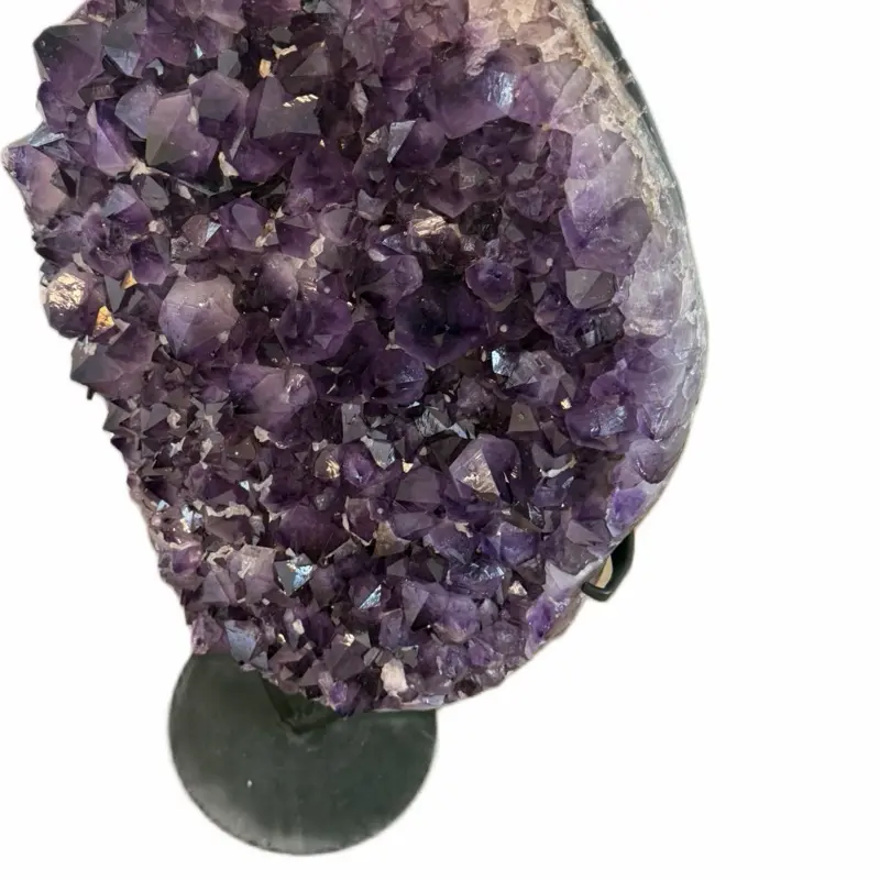 Huge amethyst specimen 71 kilo 3 ft tall and 2-1/2 ft wide. . From brazil do not miss out